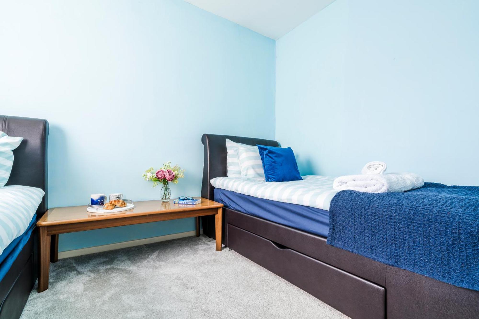 Leicester Oadby 4 Bed Home, 8 Guests, Park 5 Cars Zewnętrze zdjęcie