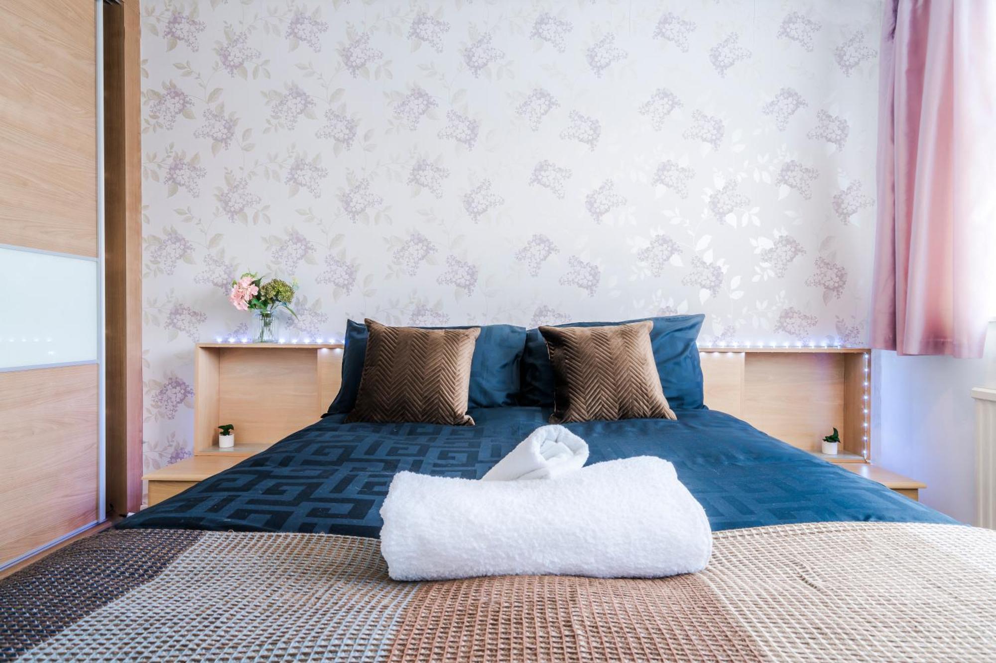 Leicester Oadby 4 Bed Home, 8 Guests, Park 5 Cars Zewnętrze zdjęcie